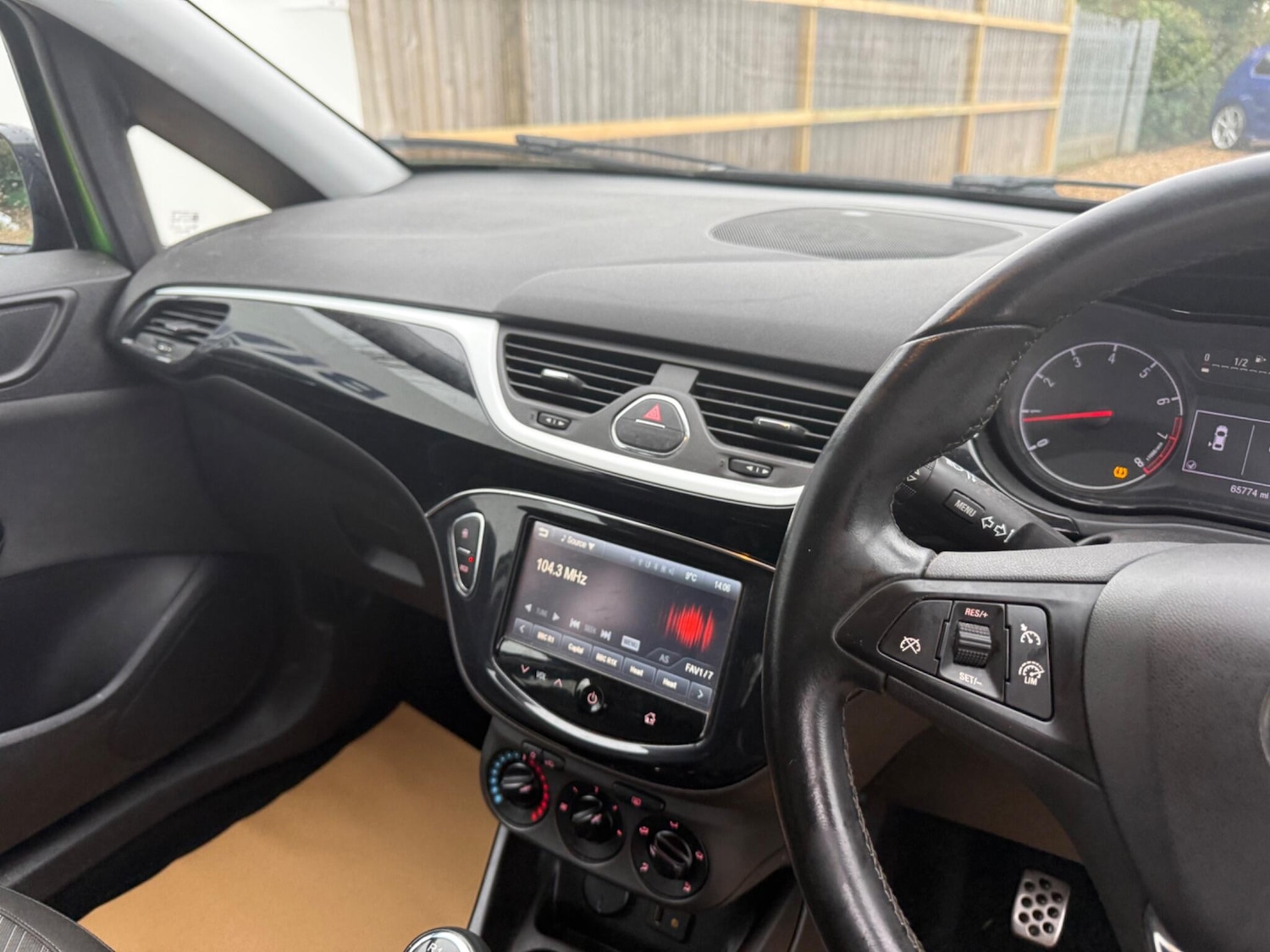 Used Vauxhall Corsa 2015 for sale - 77238043: Photo 8