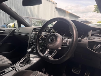 Used Volkswagen Golf 2015 for sale - 78902016: Photo