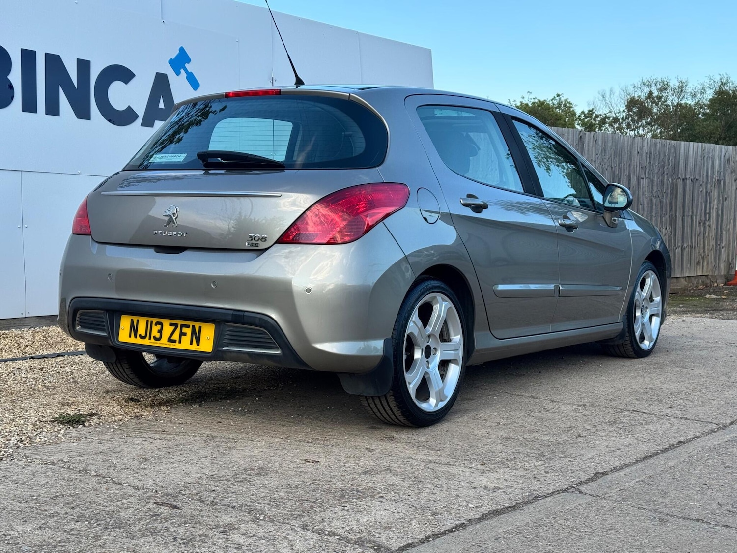 Used Peugeot 308 2013 for sale - 76259793: Photo 10