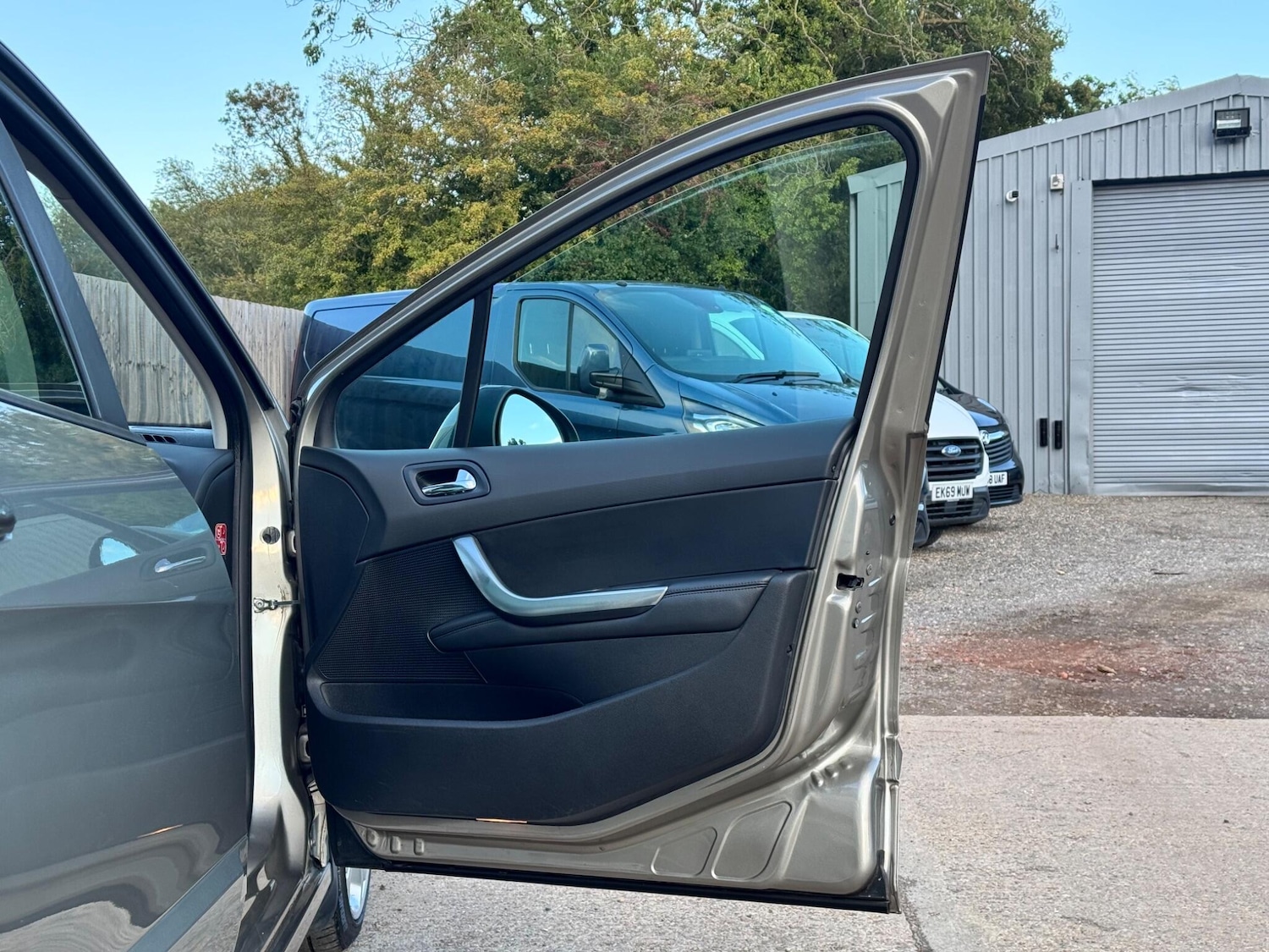 Used Peugeot 308 2013 for sale - 76259793: Photo 12