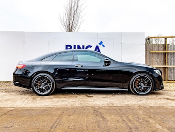 Used Mercedes-Benz E Class 2018 for sale - 77040654: Photo