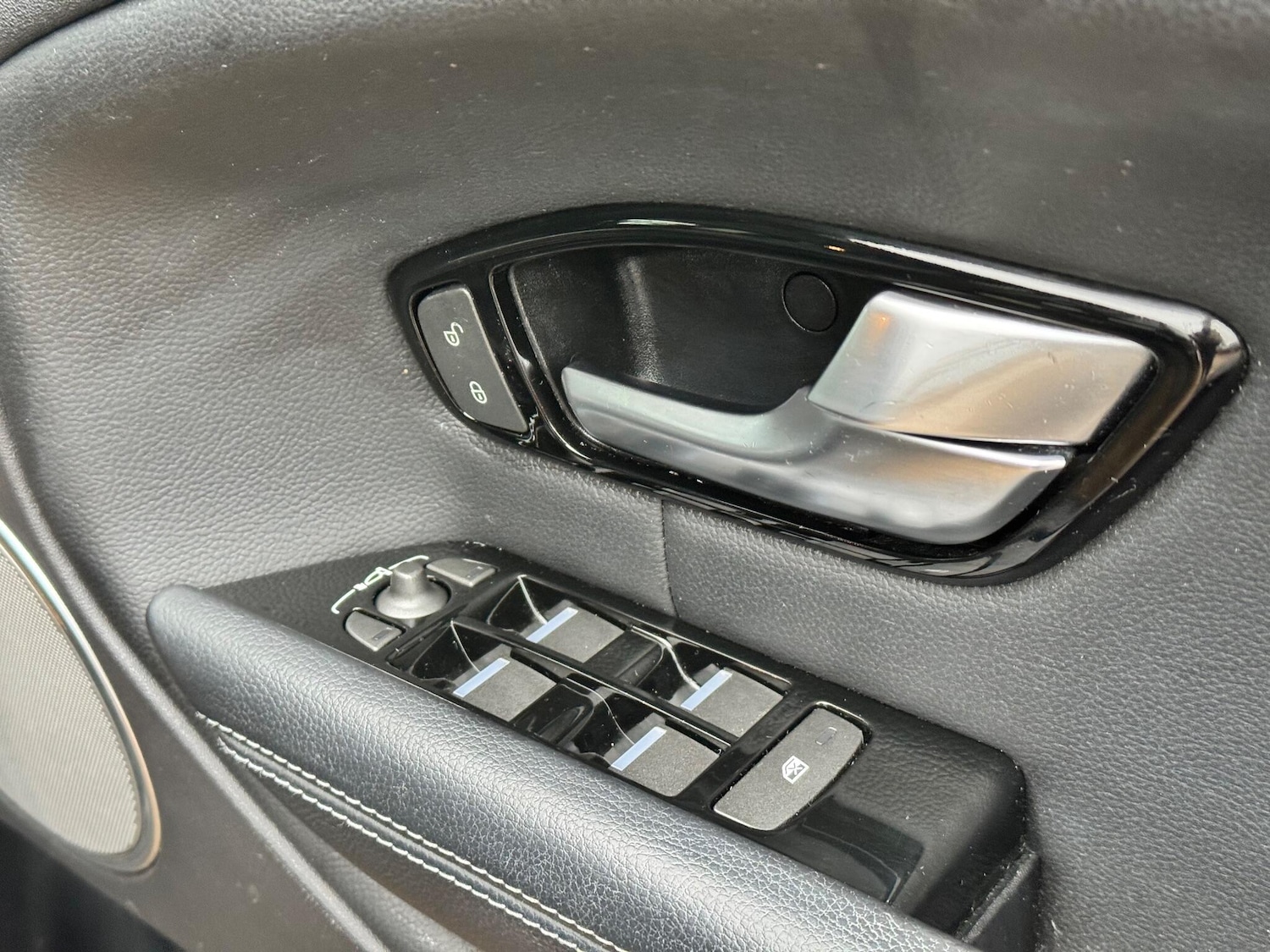 Used Land Rover Range Rover Evoque 2015 for sale - 77091038: Photo 35