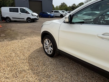 Used Nissan Qashqai 2014 for sale - 75400773: Photo