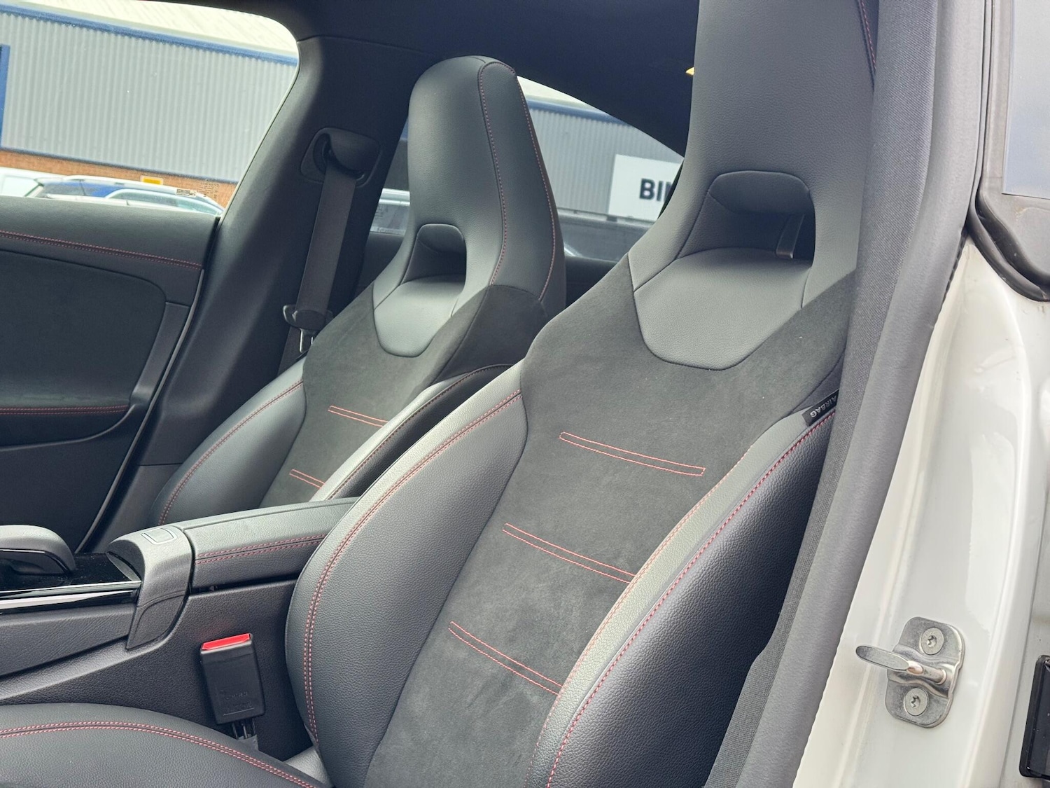 Used Mercedes-Benz CLA 2023 for sale - 77040097: Photo 32