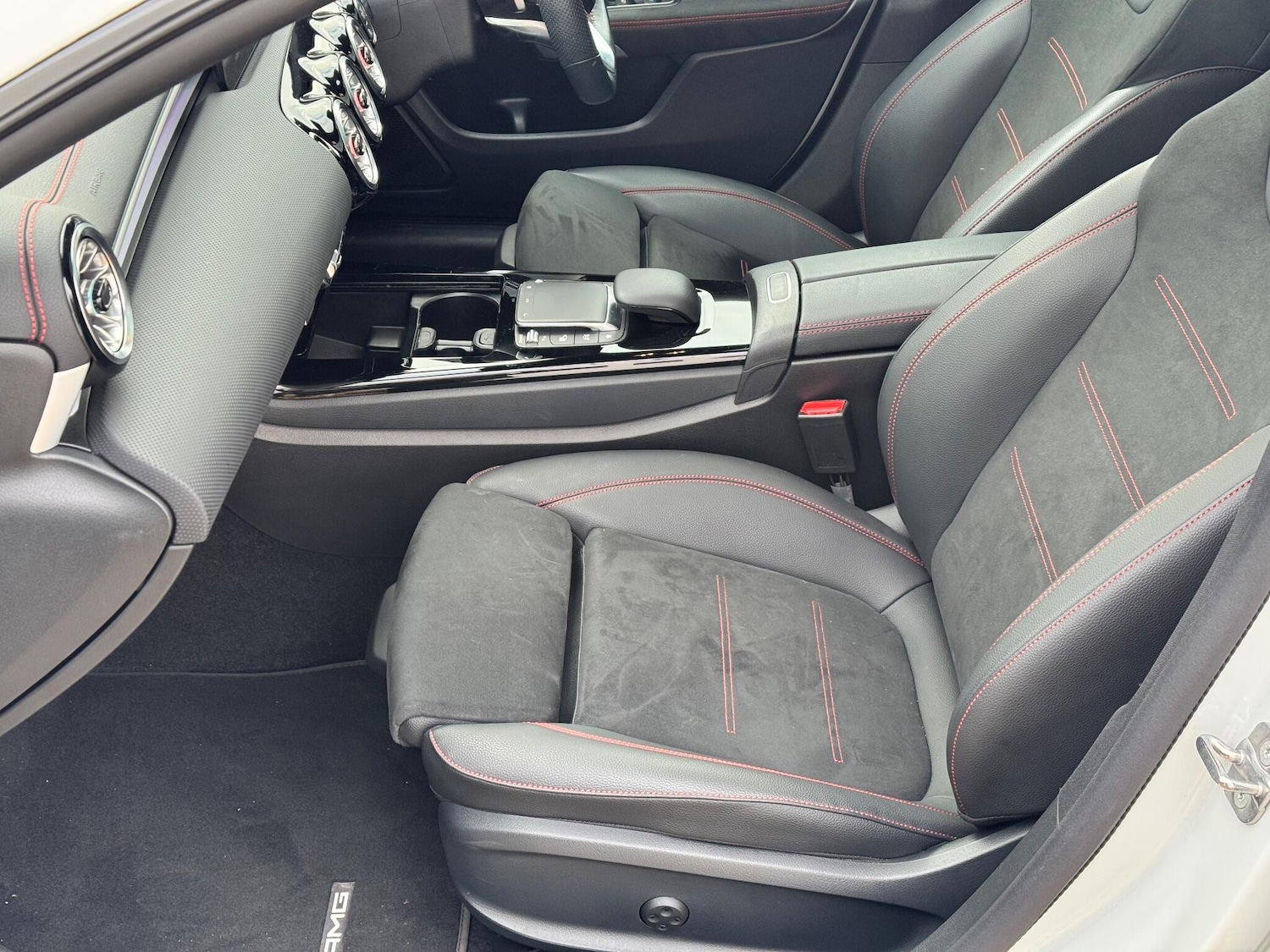 Used Mercedes-Benz CLA 2023 for sale - 77040097: Photo 33