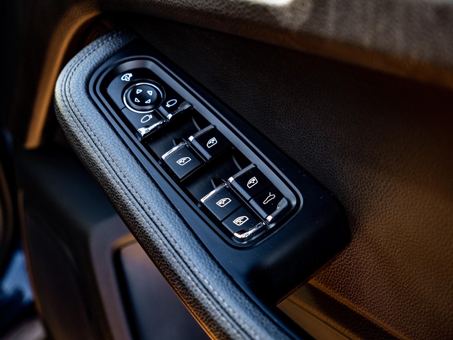 Used Porsche Macan 2015 for sale - 77091768: Photo 24