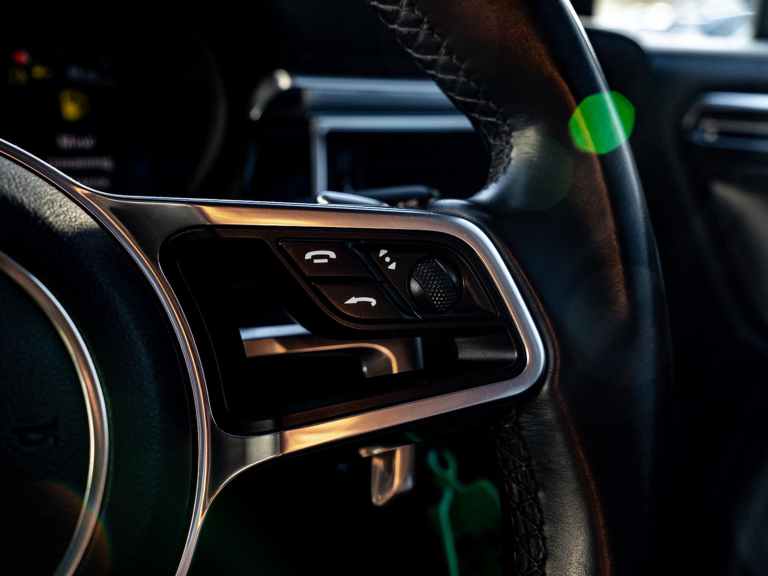 Used Porsche Macan 2015 for sale - 77091768: Photo 37