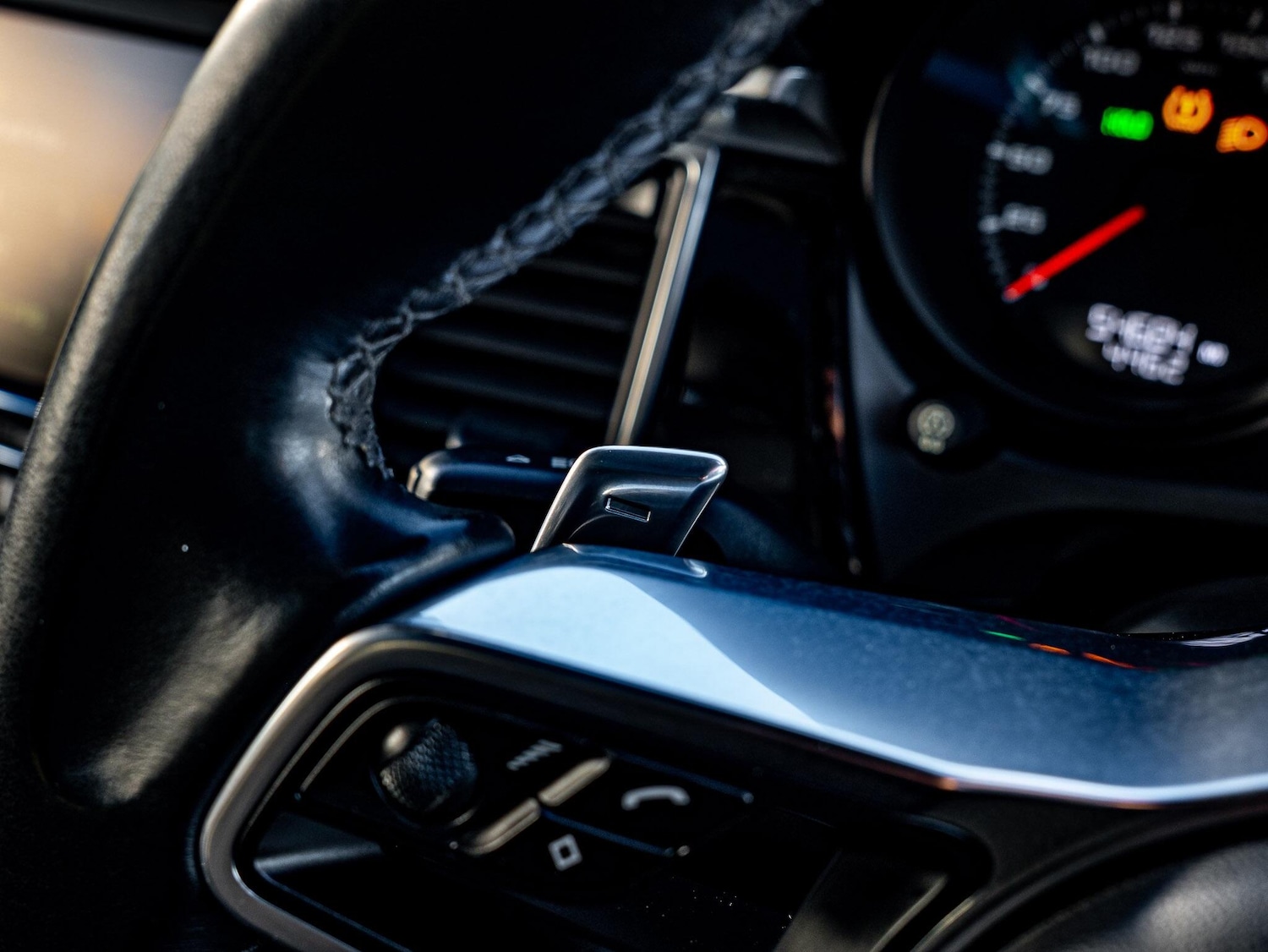 Used Porsche Macan 2015 for sale - 77091768: Photo 40