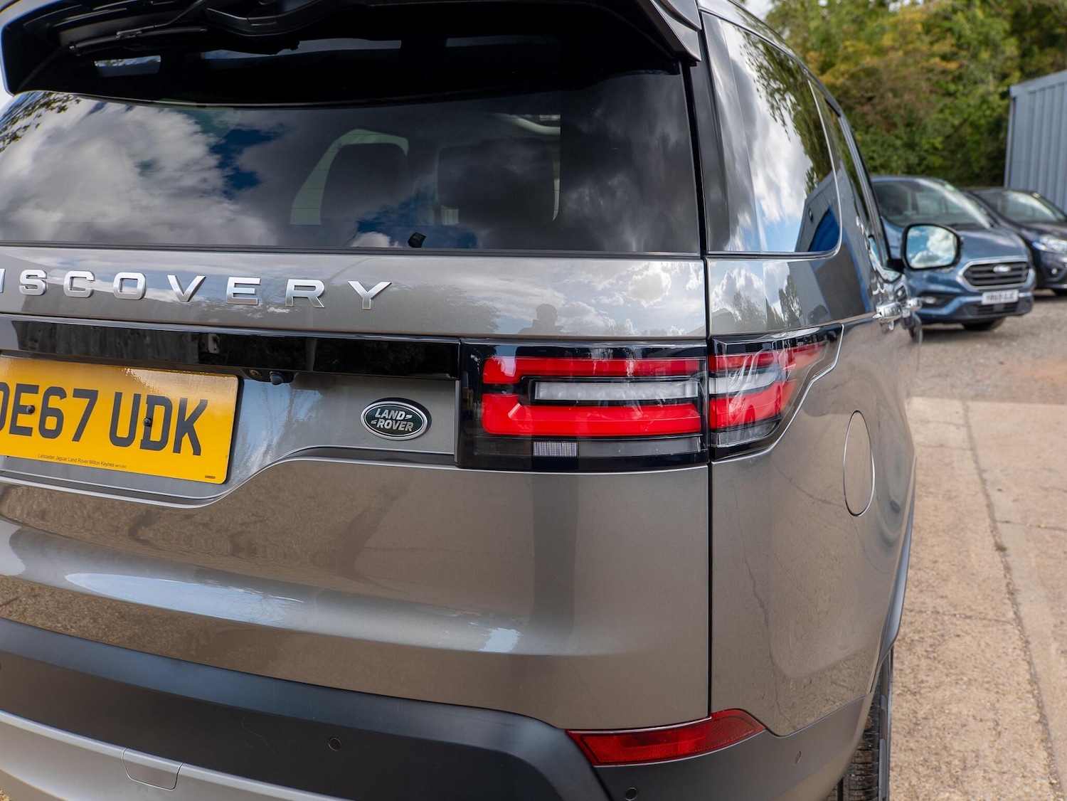 Used Land Rover Discovery 2017 for sale - 75904751: Photo 11