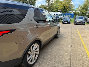 Used Land Rover Discovery 2017 for sale - 75904751: Photo