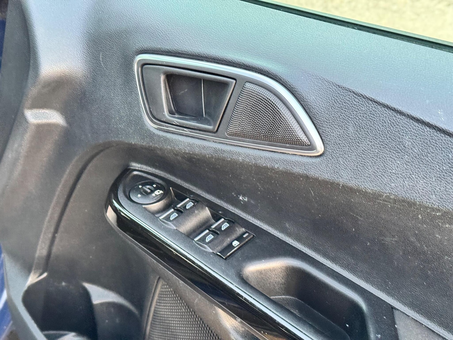 Used Ford B-MAX 2015 for sale - 76607700: Photo 15