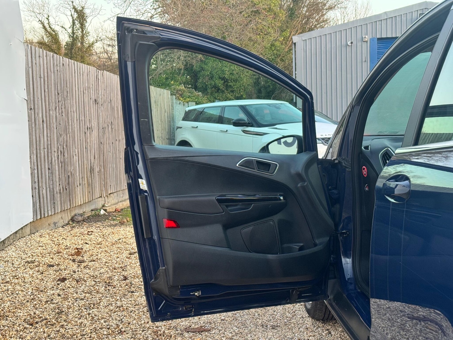 Used Ford B-MAX 2015 for sale - 76607700: Photo 18