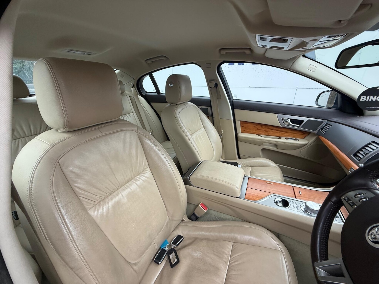 Used Jaguar XF 2010 for sale - 77279787: Photo 12