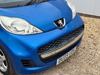 Used Peugeot 107 2009 for sale - 76188476: Photo 2