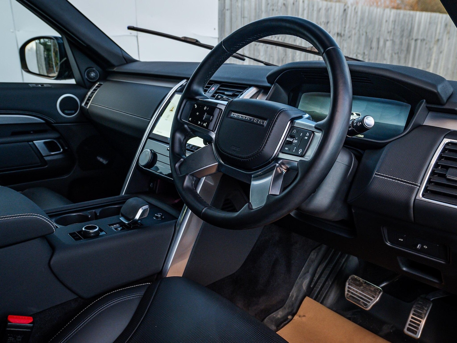 Used Land Rover Discovery 2024 for sale - 76644555: Photo 20