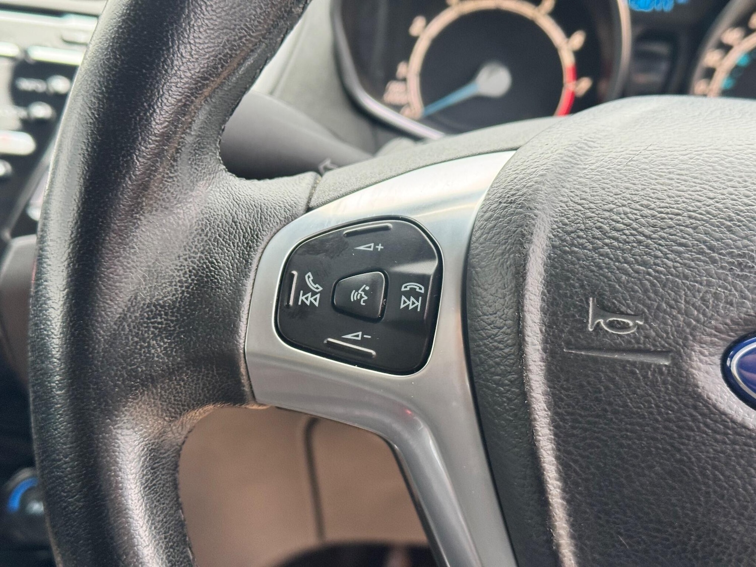 Used Ford Fiesta 2014 for sale - 76994273: Photo 14