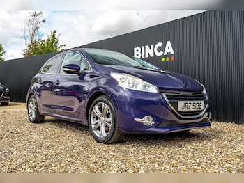 Used Peugeot 208 2015 for sale - 79496259: Photo