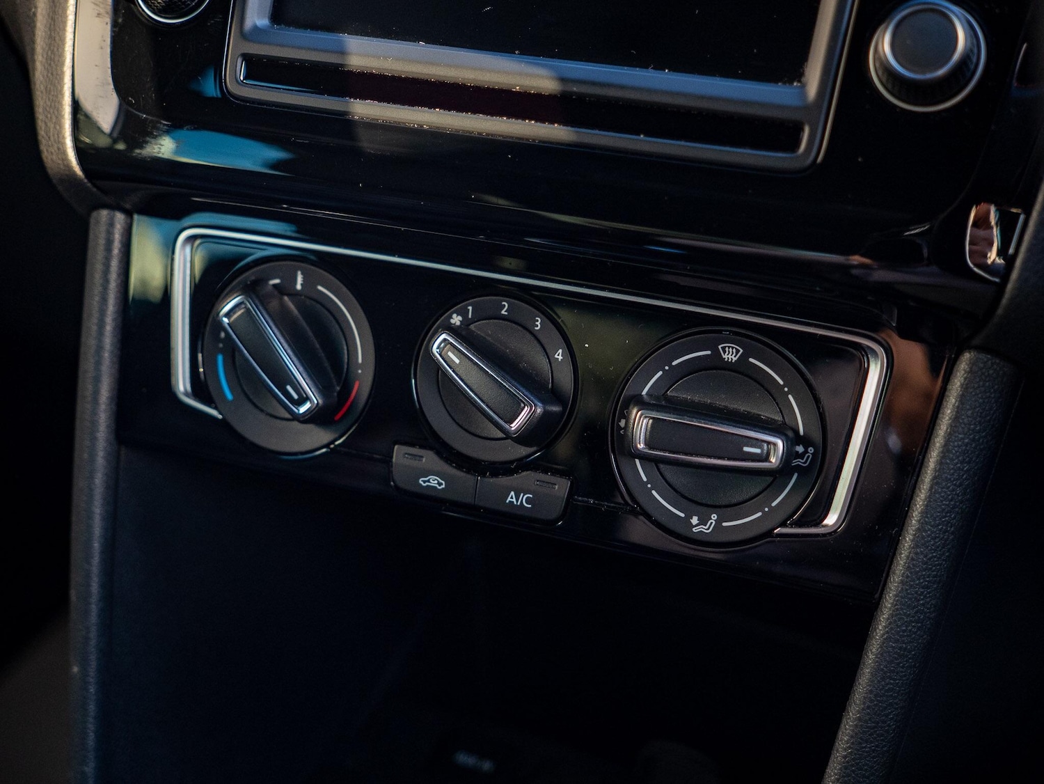 Used Volkswagen Polo for sale - 76700664: Photo 38