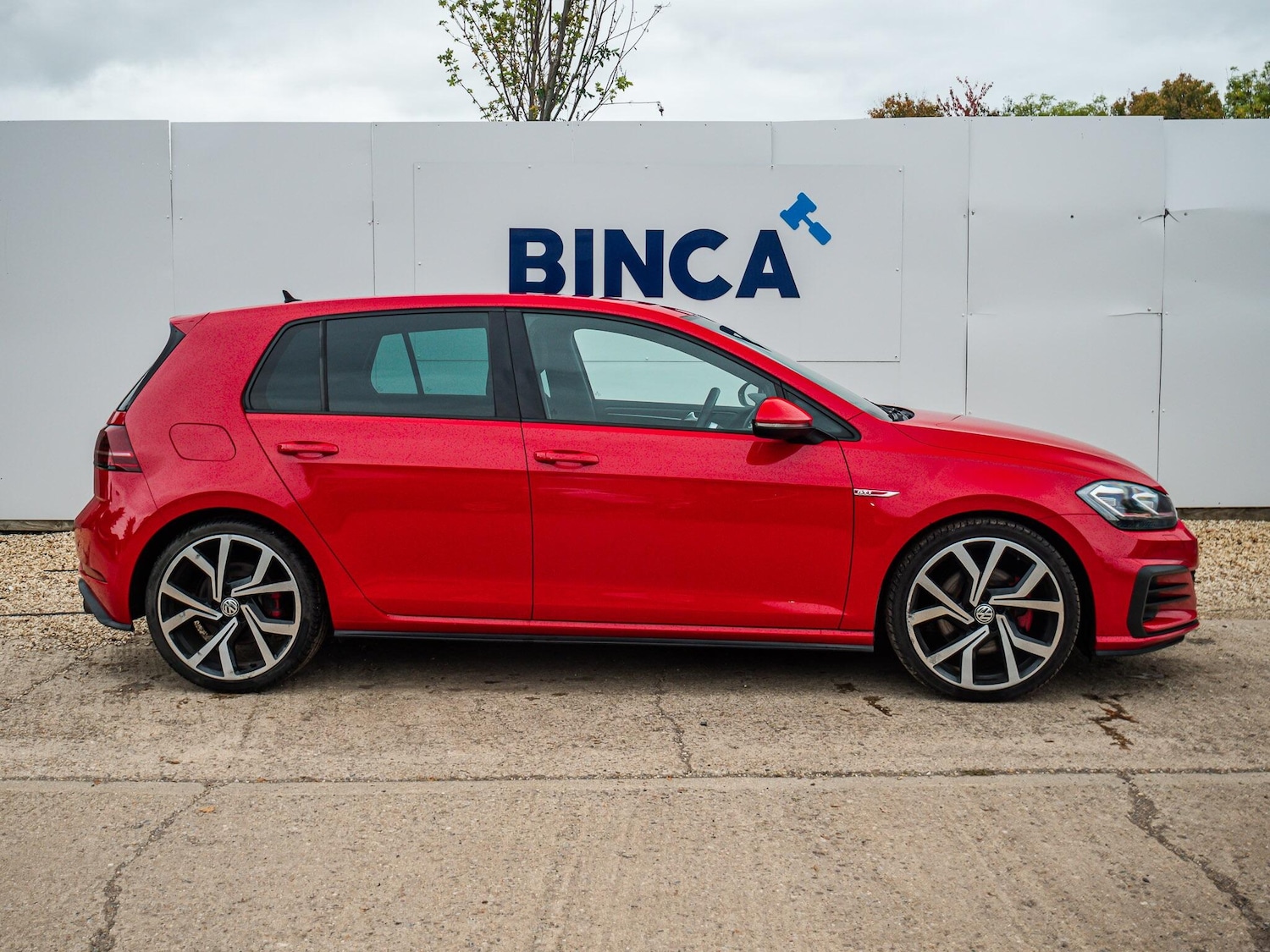 Used Volkswagen Golf 2017 for sale - 76041828: Photo 4
