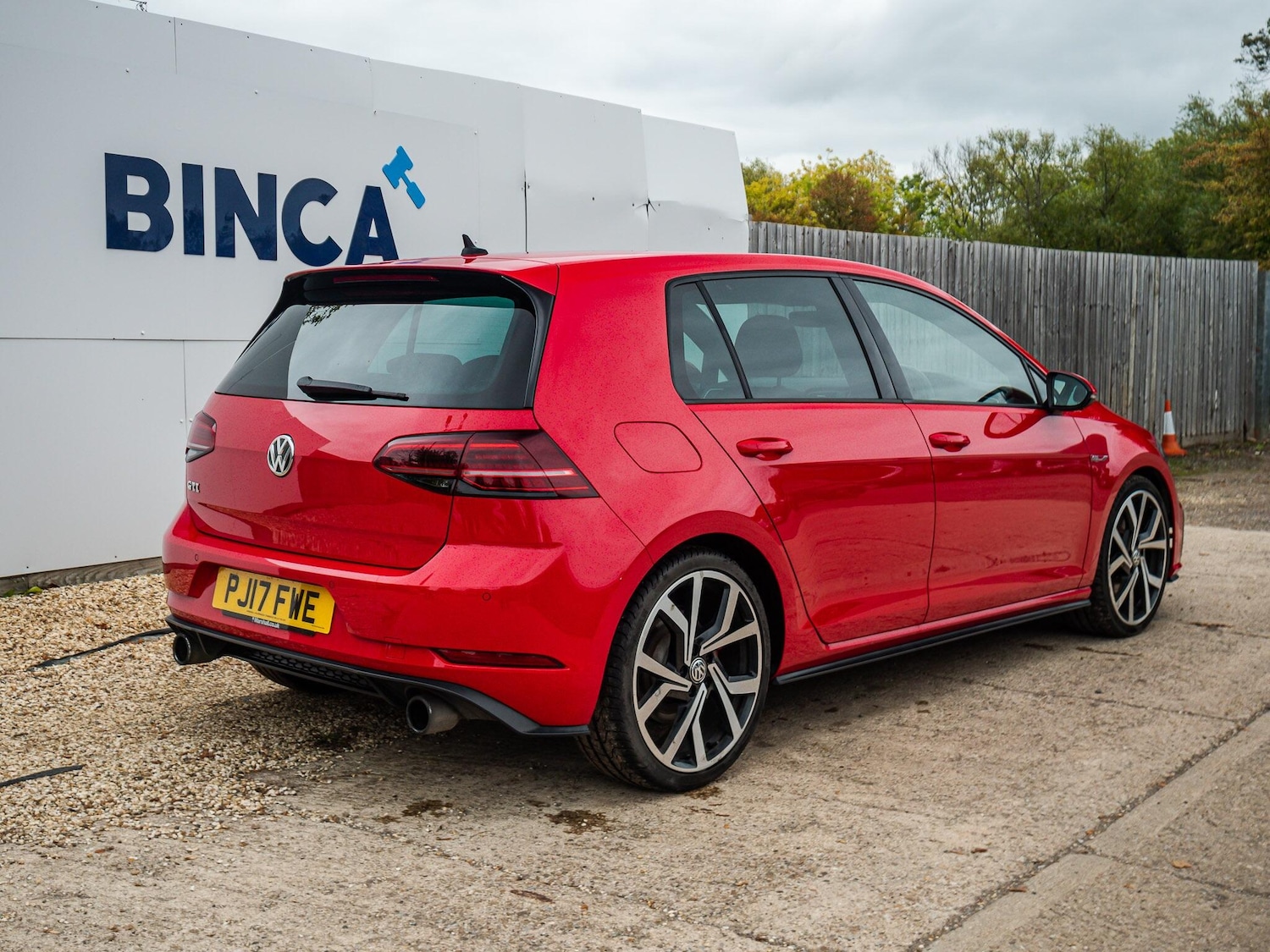 Used Volkswagen Golf 2017 for sale - 76041828: Photo 5