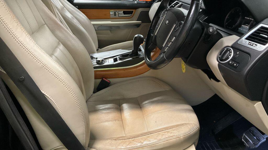 Used Land Rover Range Rover Sport 2010 for sale - 77538203: Photo 3