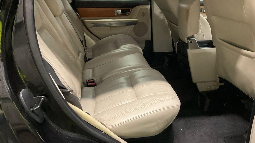 Used Land Rover Range Rover Sport 2010 for sale - 77538203: Photo 4