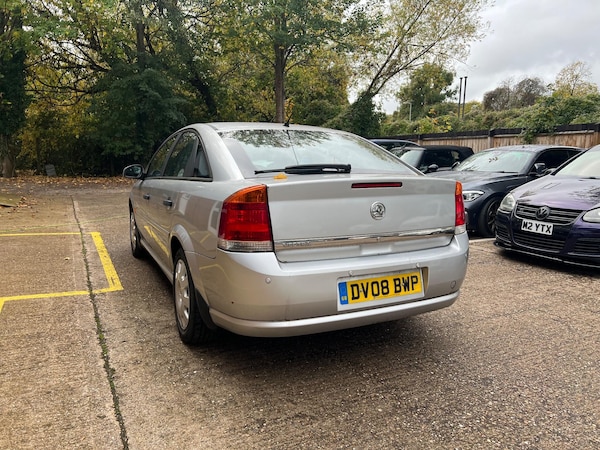 Used Vauxhall Vectra 2008 for sale - 76296075: Photo 3