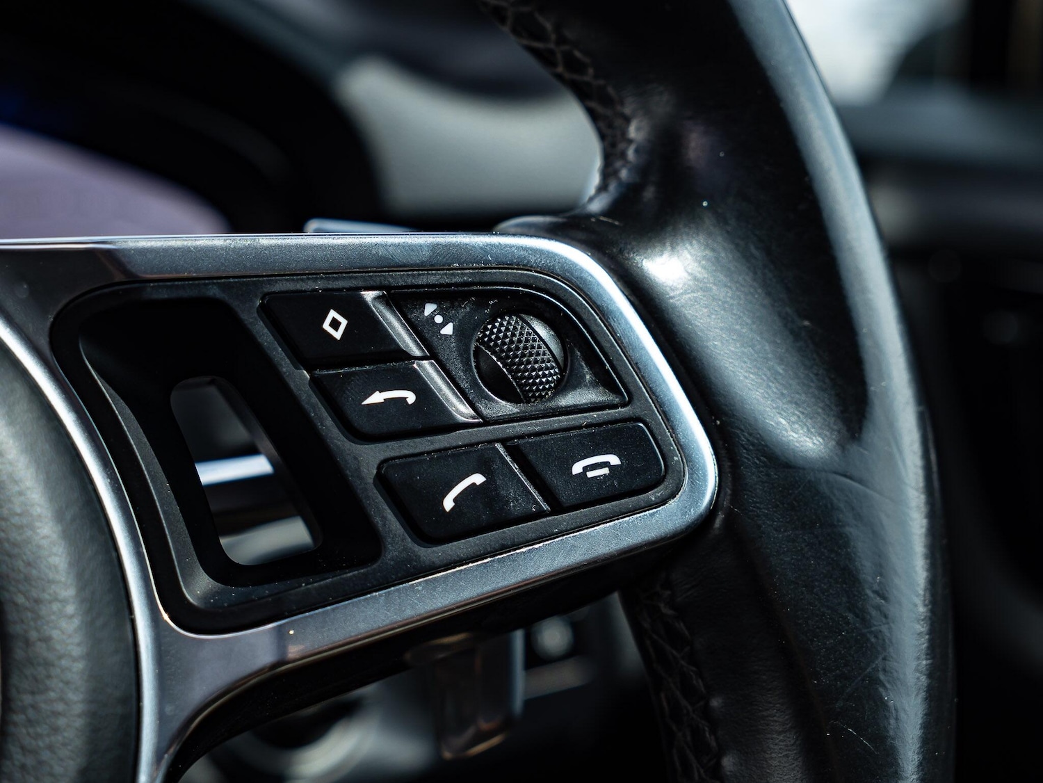 Used Porsche Cayenne for sale - 76634059: Photo 38