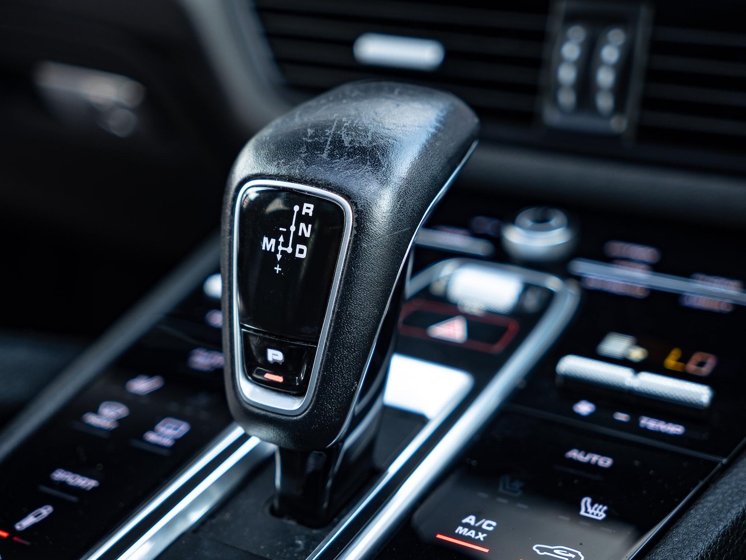 Used Porsche Cayenne for sale - 76634059: Photo 46