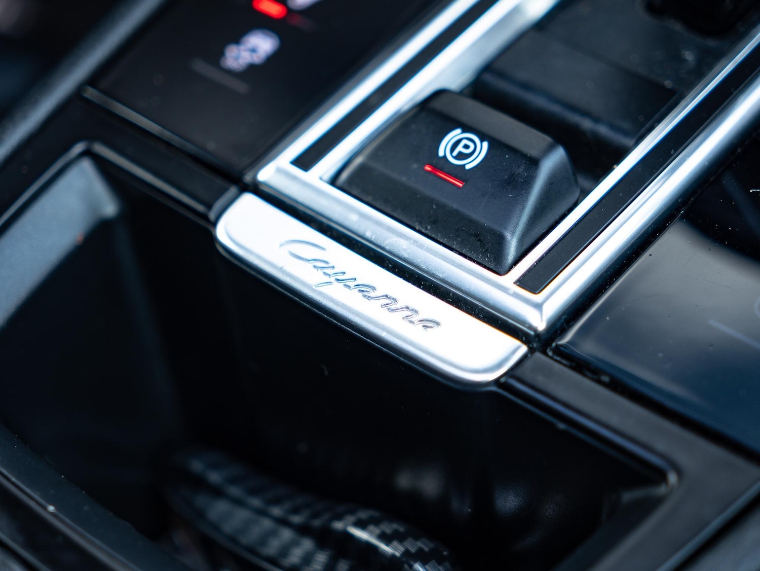 Used Porsche Cayenne for sale - 76634059: Photo 47