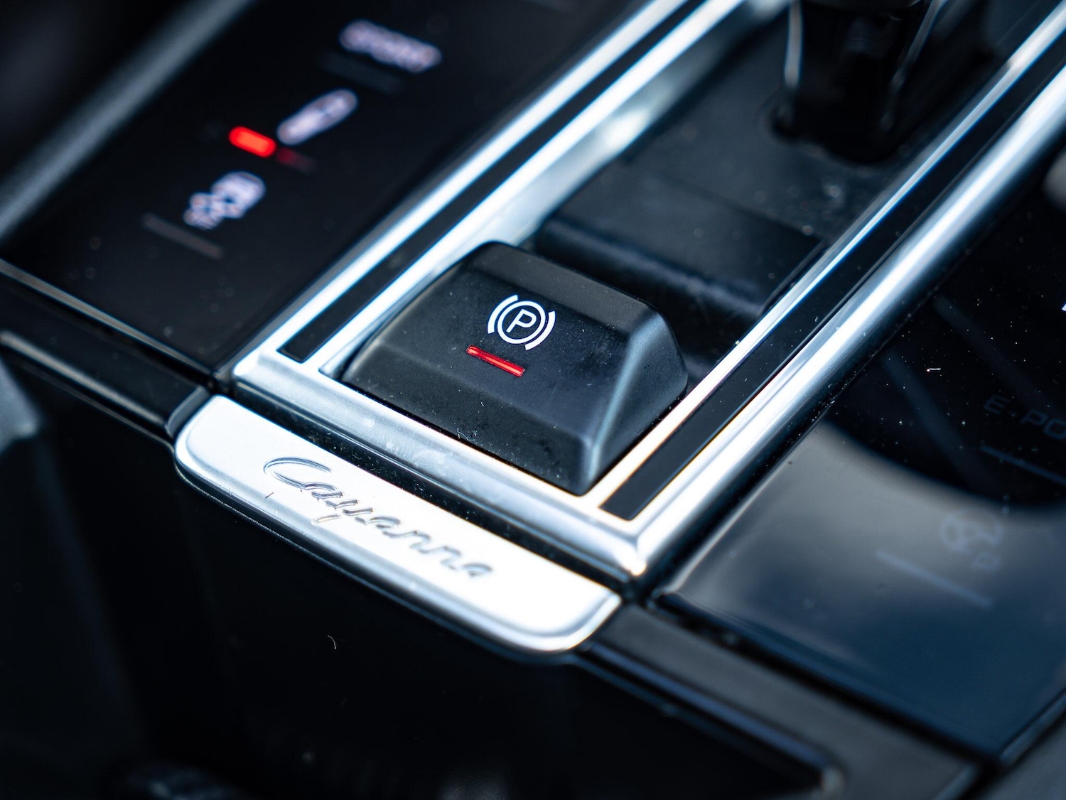 Used Porsche Cayenne for sale - 76634059: Photo 48