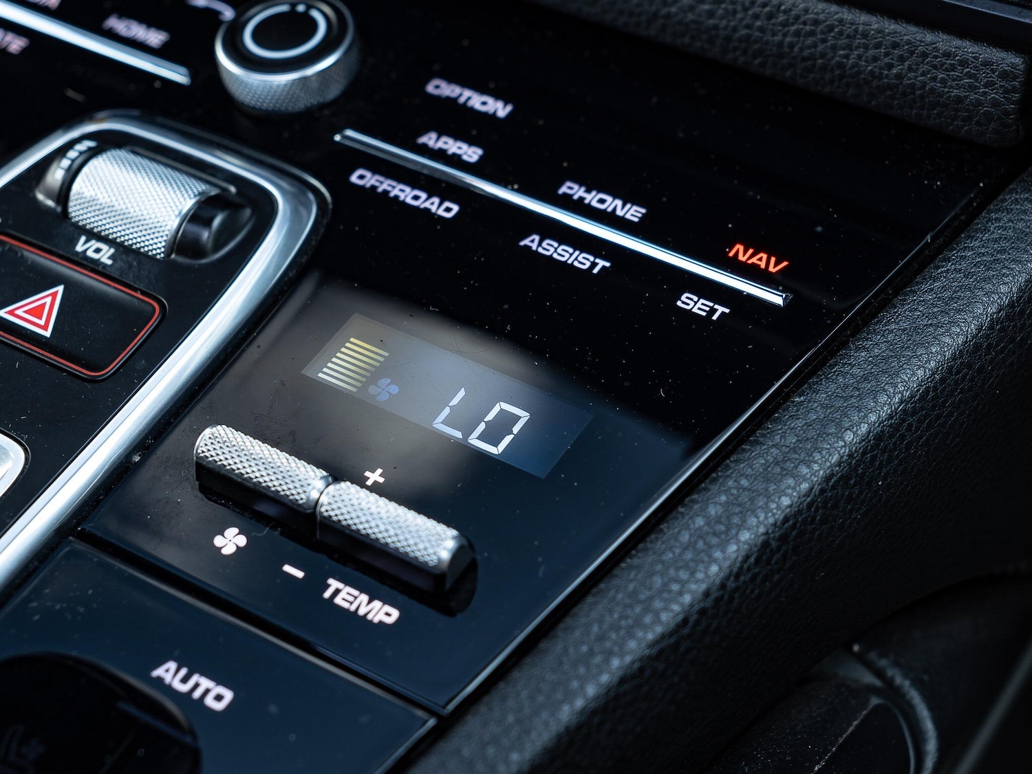 Used Porsche Cayenne for sale - 76634059: Photo 51