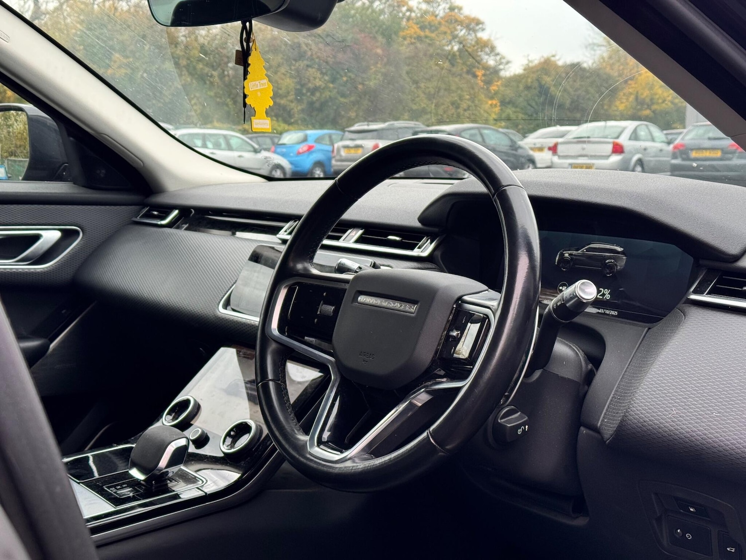 Used Land Rover Range Rover Velar 2021 for sale - 76359845: Photo 6