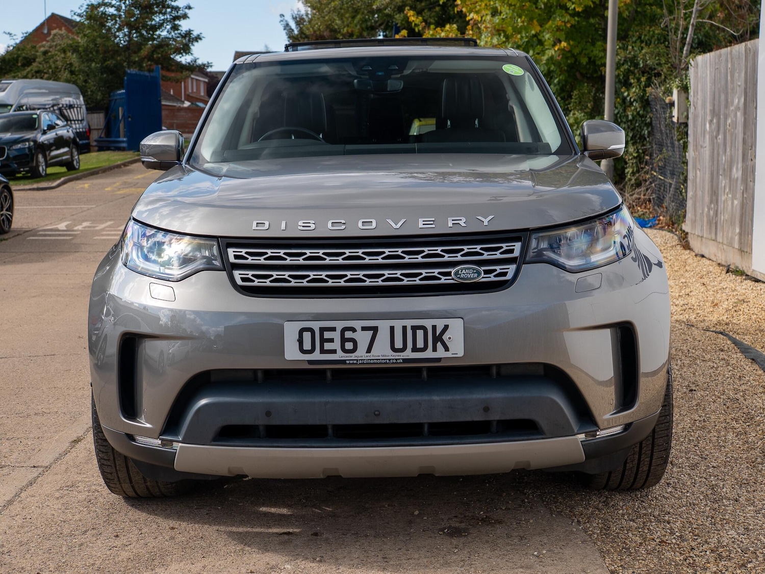 Used Land Rover Discovery 2017 for sale - 77704925: Photo 2