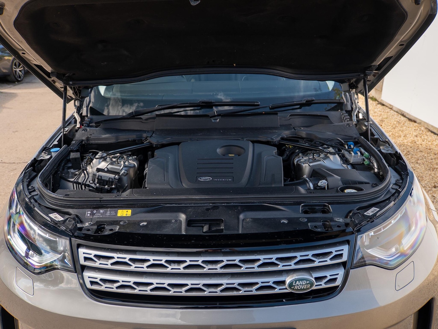 Used Land Rover Discovery 2017 for sale - 77704925: Photo 31