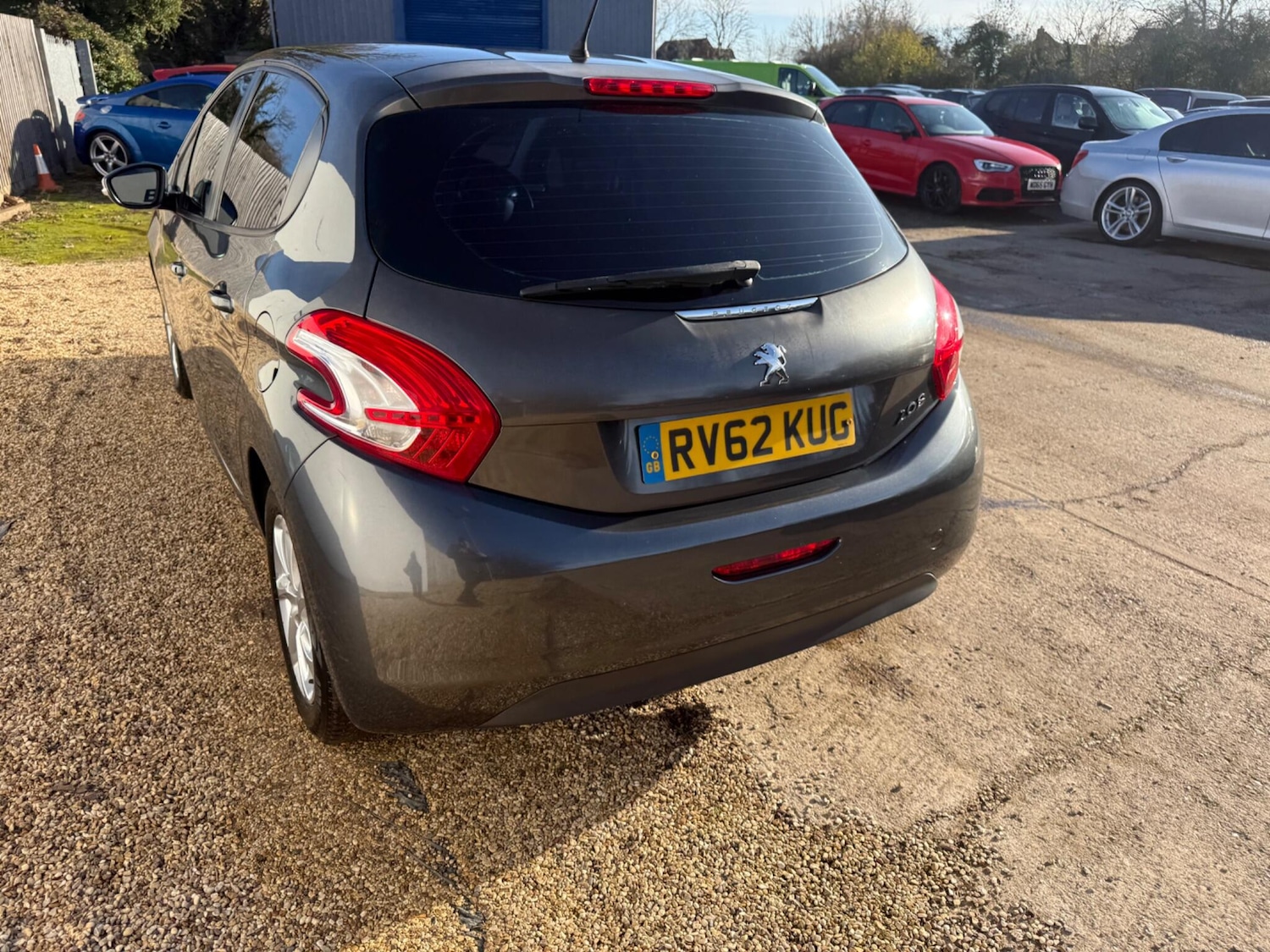 Used Peugeot 208 2012 for sale - 76634127: Photo 23