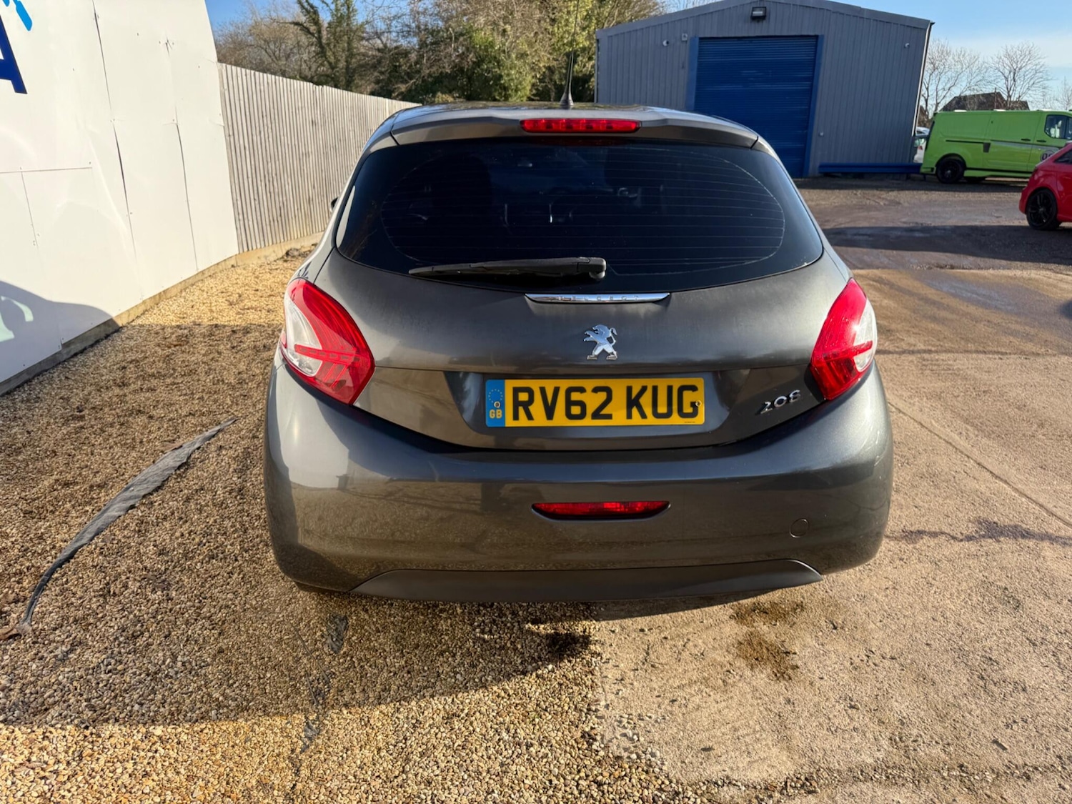Used Peugeot 208 2012 for sale - 76634127: Photo 4
