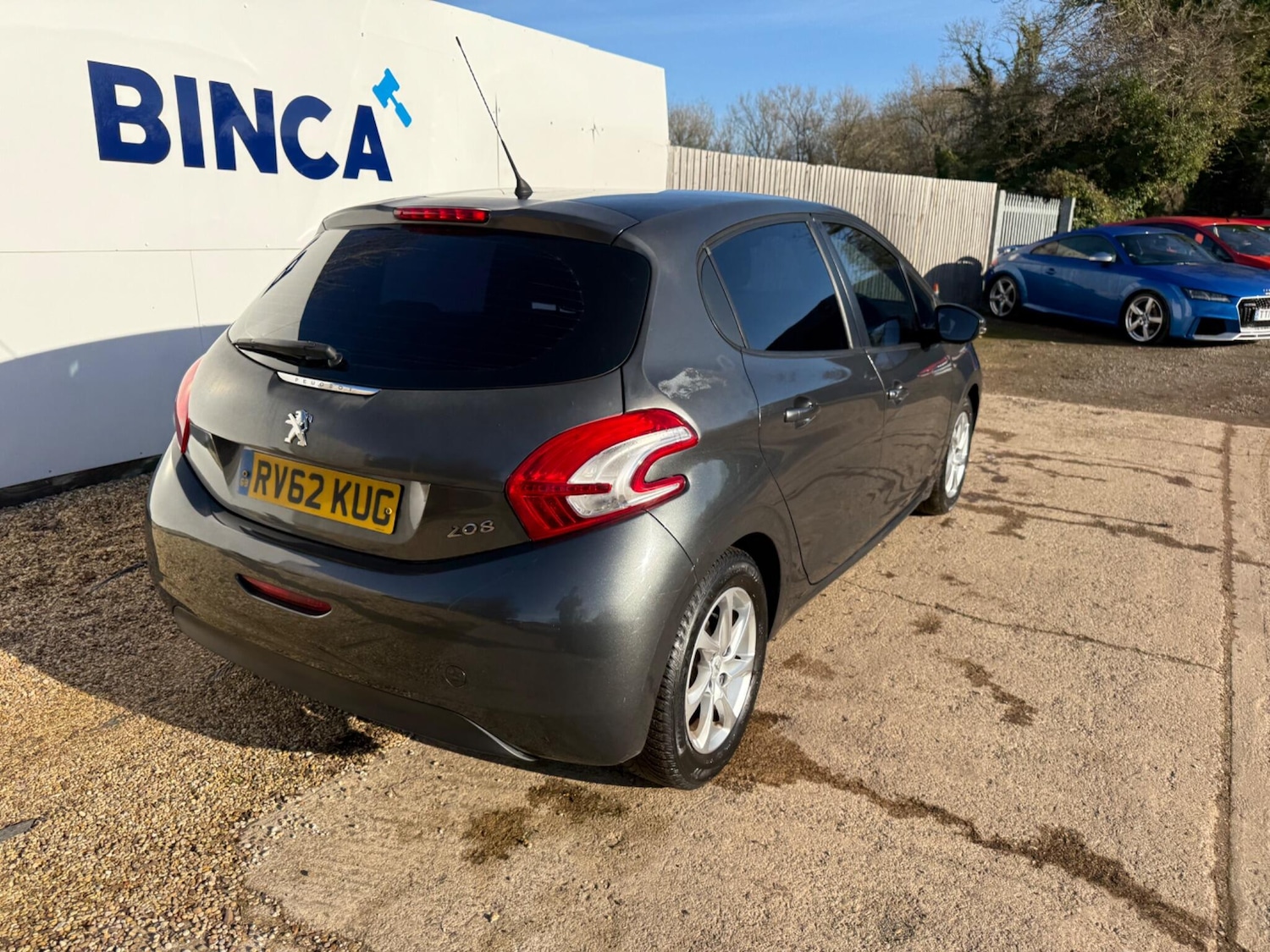 Used Peugeot 208 2012 for sale - 76634127: Photo 6