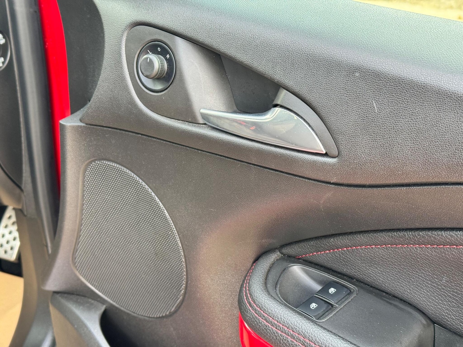 Used Vauxhall ADAM 2015 for sale - 76728663: Photo 17