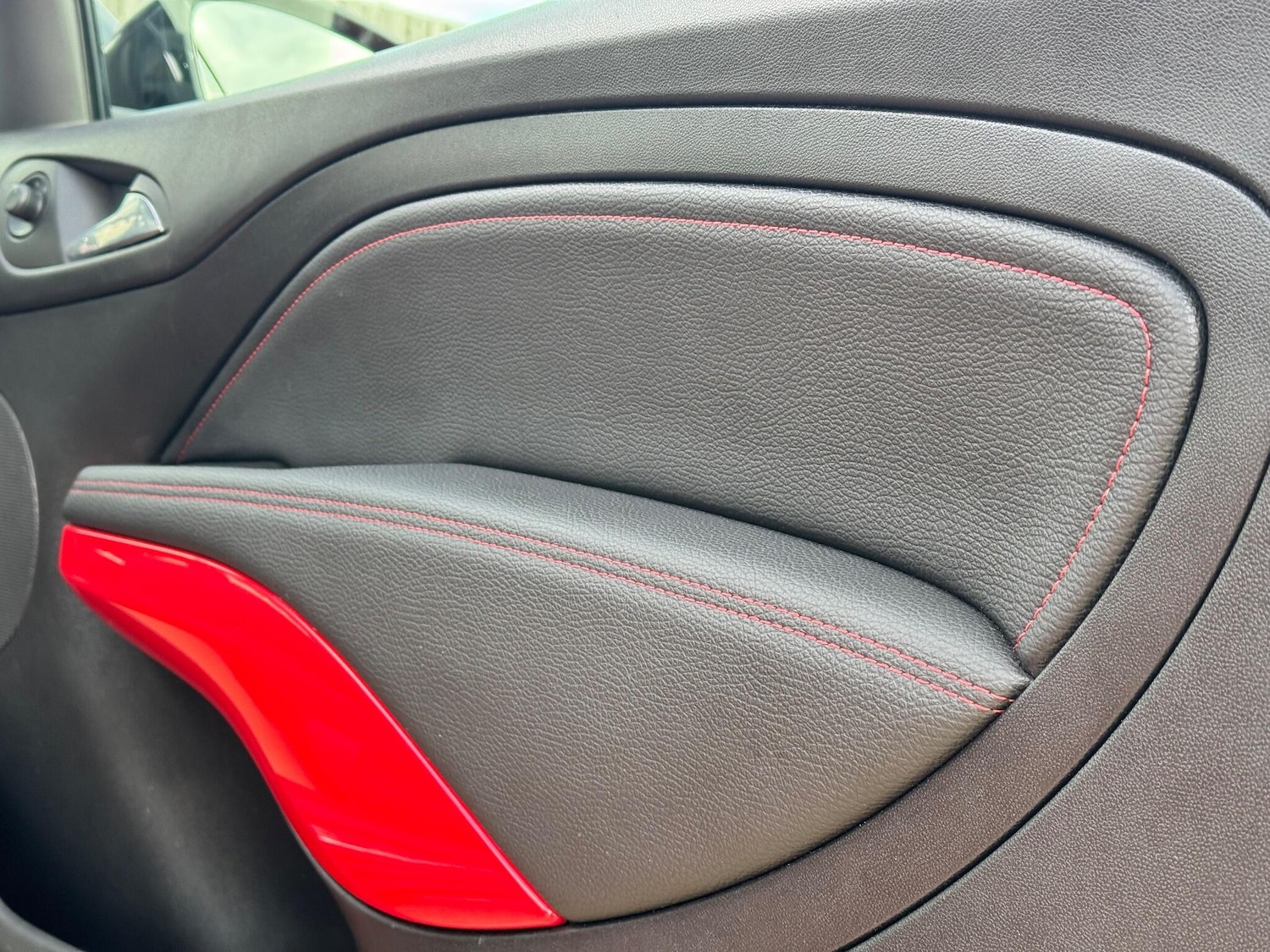 Used Vauxhall ADAM 2015 for sale - 76728663: Photo 18