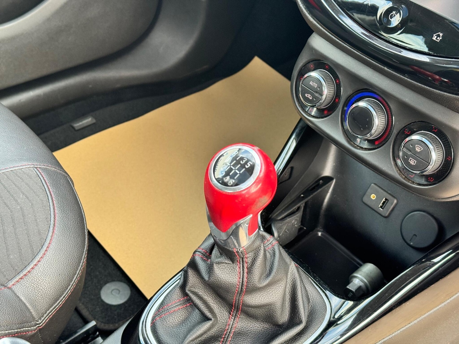 Used Vauxhall ADAM 2015 for sale - 76728663: Photo 26