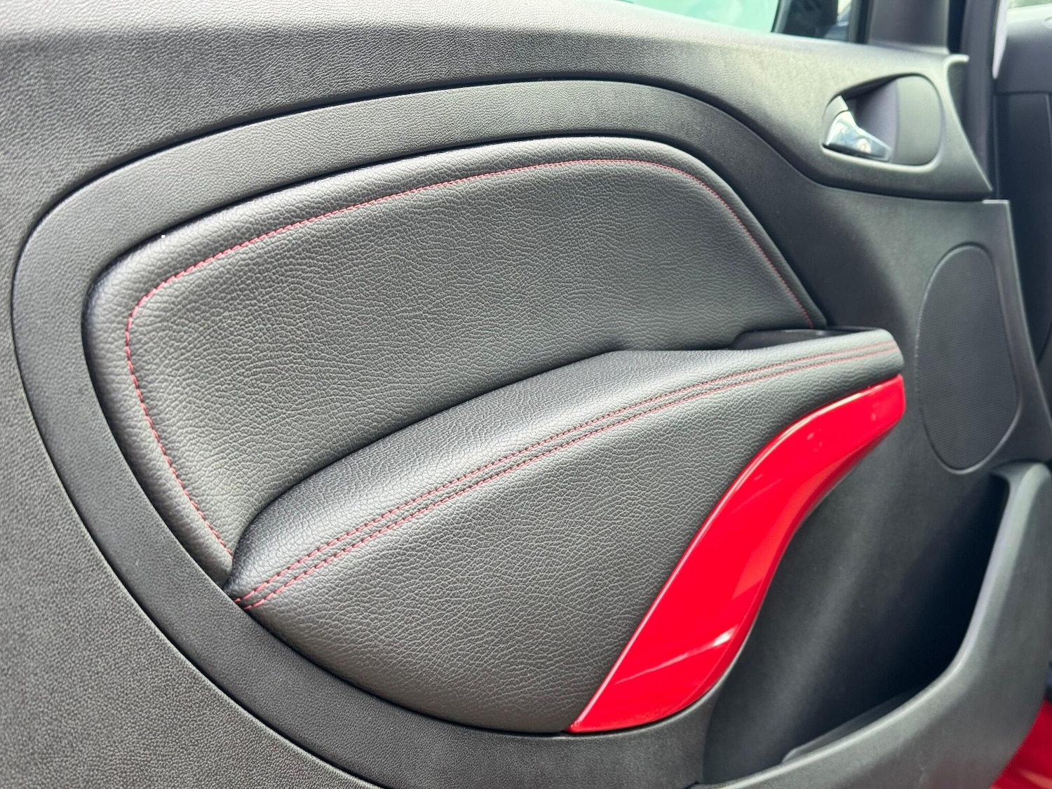 Used Vauxhall ADAM 2015 for sale - 76728663: Photo 32