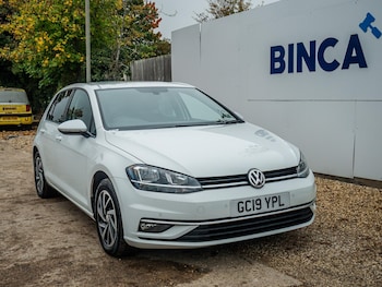 Volkswagen - Golf