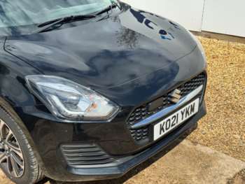 Used Suzuki Swift 2021 for sale - 75401199: Photo