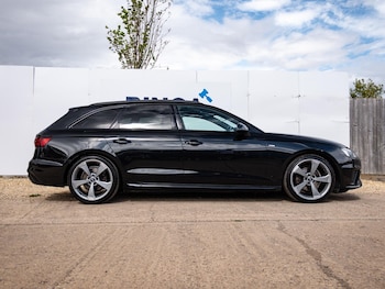 Used Audi A4 Avant 2020 for sale - 75696870: Photo