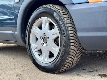 Used Volvo XC70 2005 for sale - 76122379: Photo 4