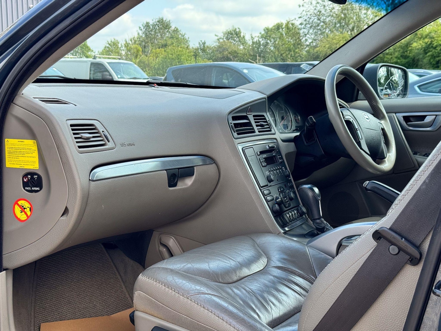 Used Volvo XC70 2005 for sale - 76122379: Photo 50
