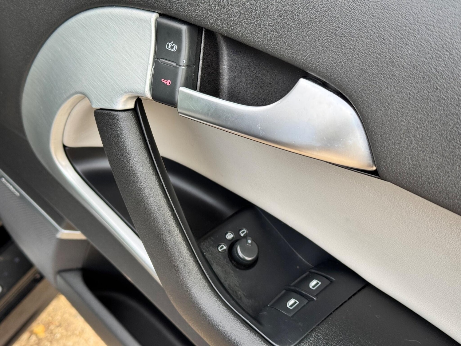 Used Audi S3 2008 for sale - 77040518: Photo 27