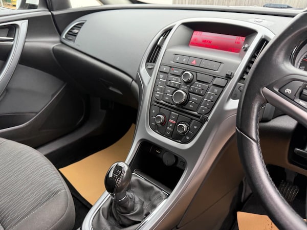 Used Vauxhall Astra GTC 2014 for sale - 75387826: Photo 17