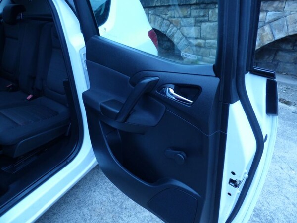 Used Vauxhall Meriva 2013 for sale - 76249989: Photo 34